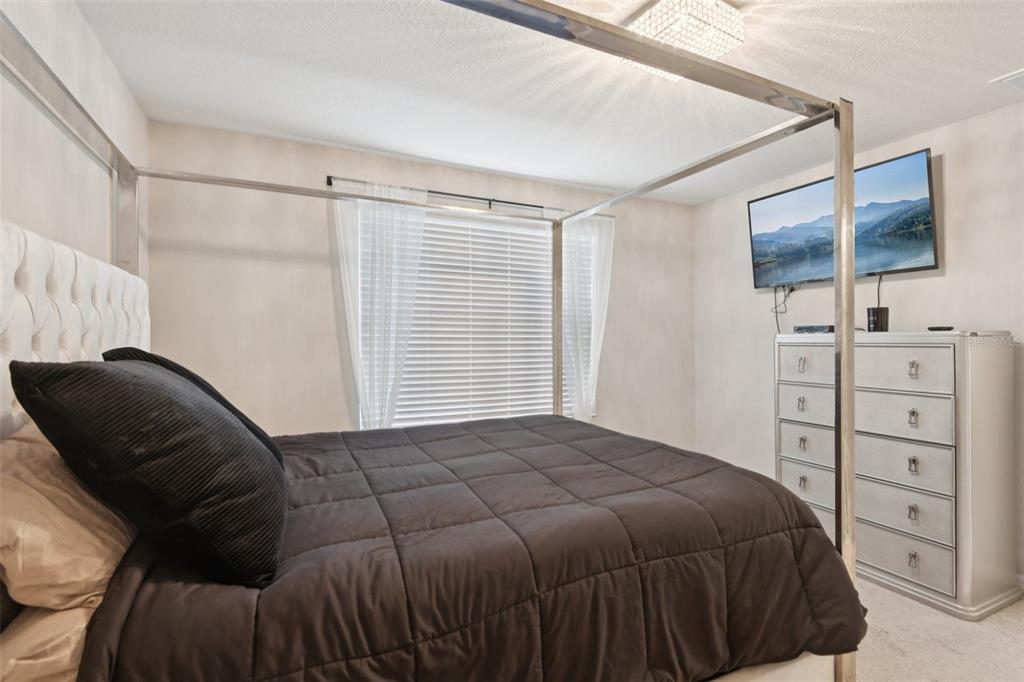 7046 Towne Lake Road Riverview, FL 33578 - Photo 24 of 47 Gallery Image 24