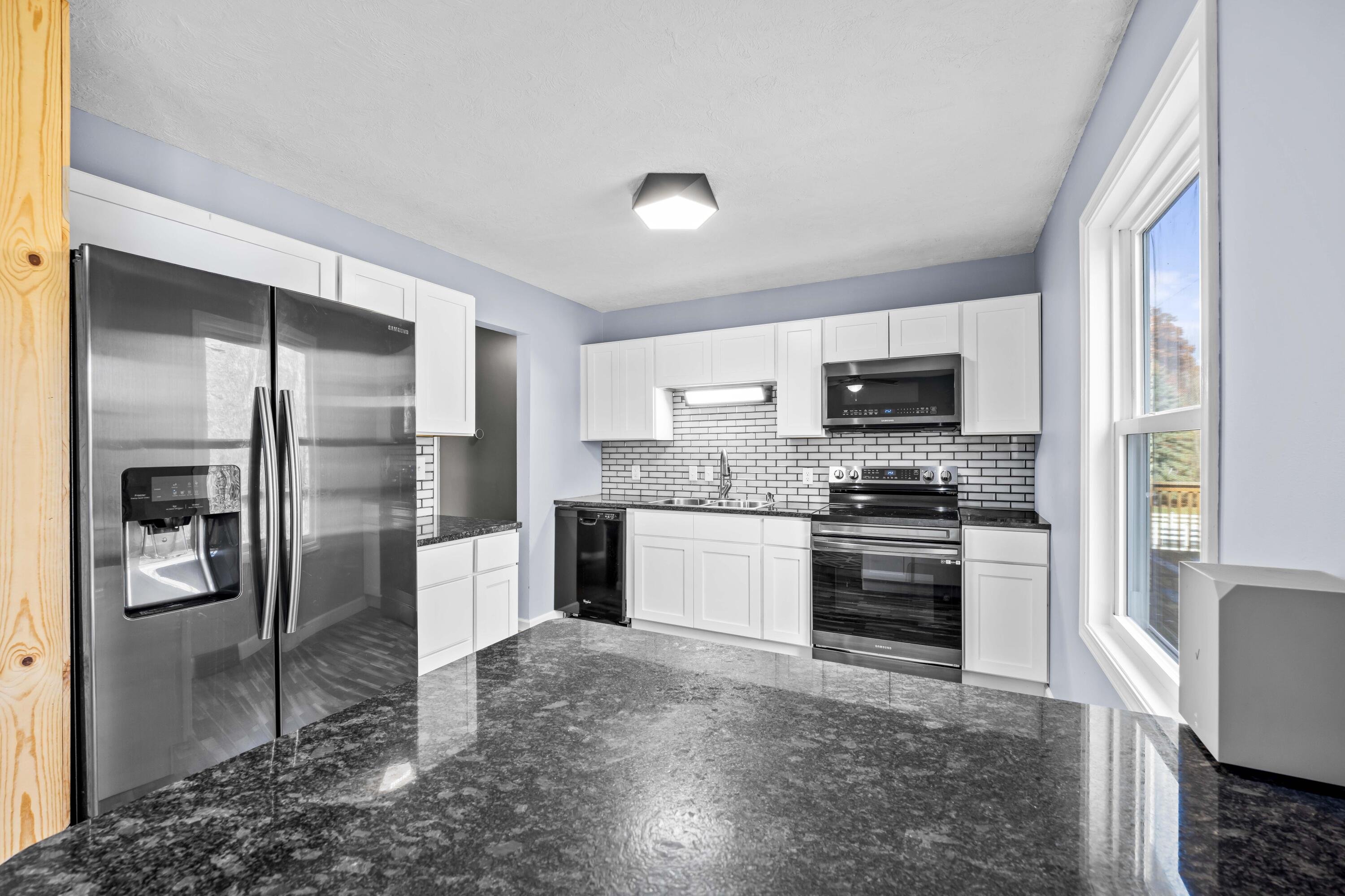 403 Green Street Springport, MI 49284 - Photo 8 of 21 _P7A0733_E