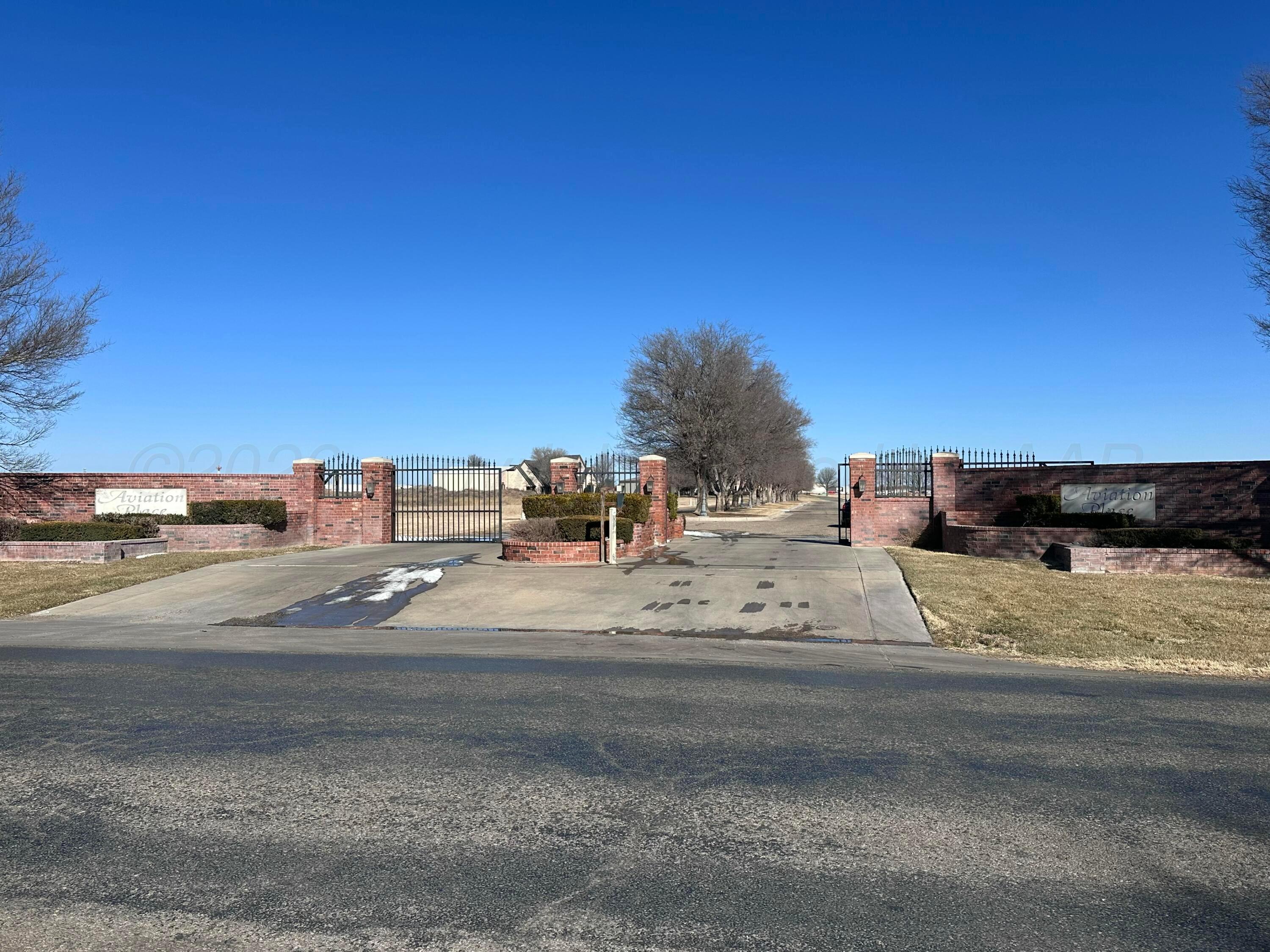 55 Aviation Place Amarillo, TX 79118 - Photo 1 of 6 IMG_2909