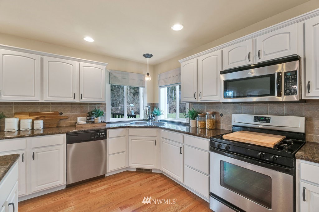 919 274th Place Northwest Arlington, WA 98223 - Photo 14 of 40