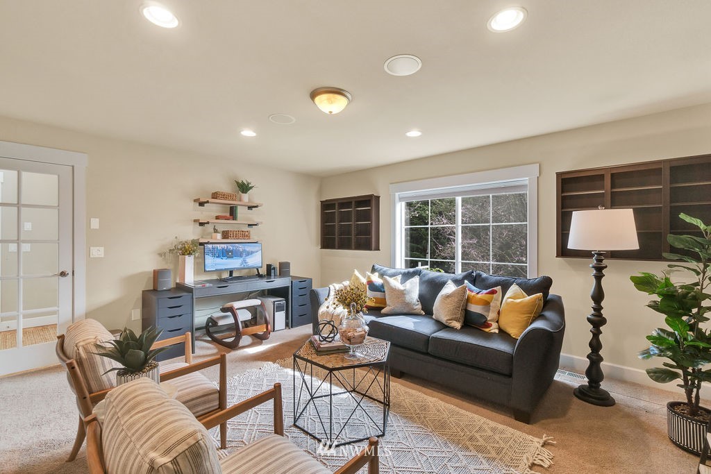 919 274th Place Northwest Arlington, WA 98223 - Photo 7 of 40