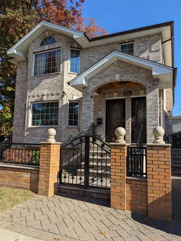 $2,450,000 | 45-29 211th Street | Bayside