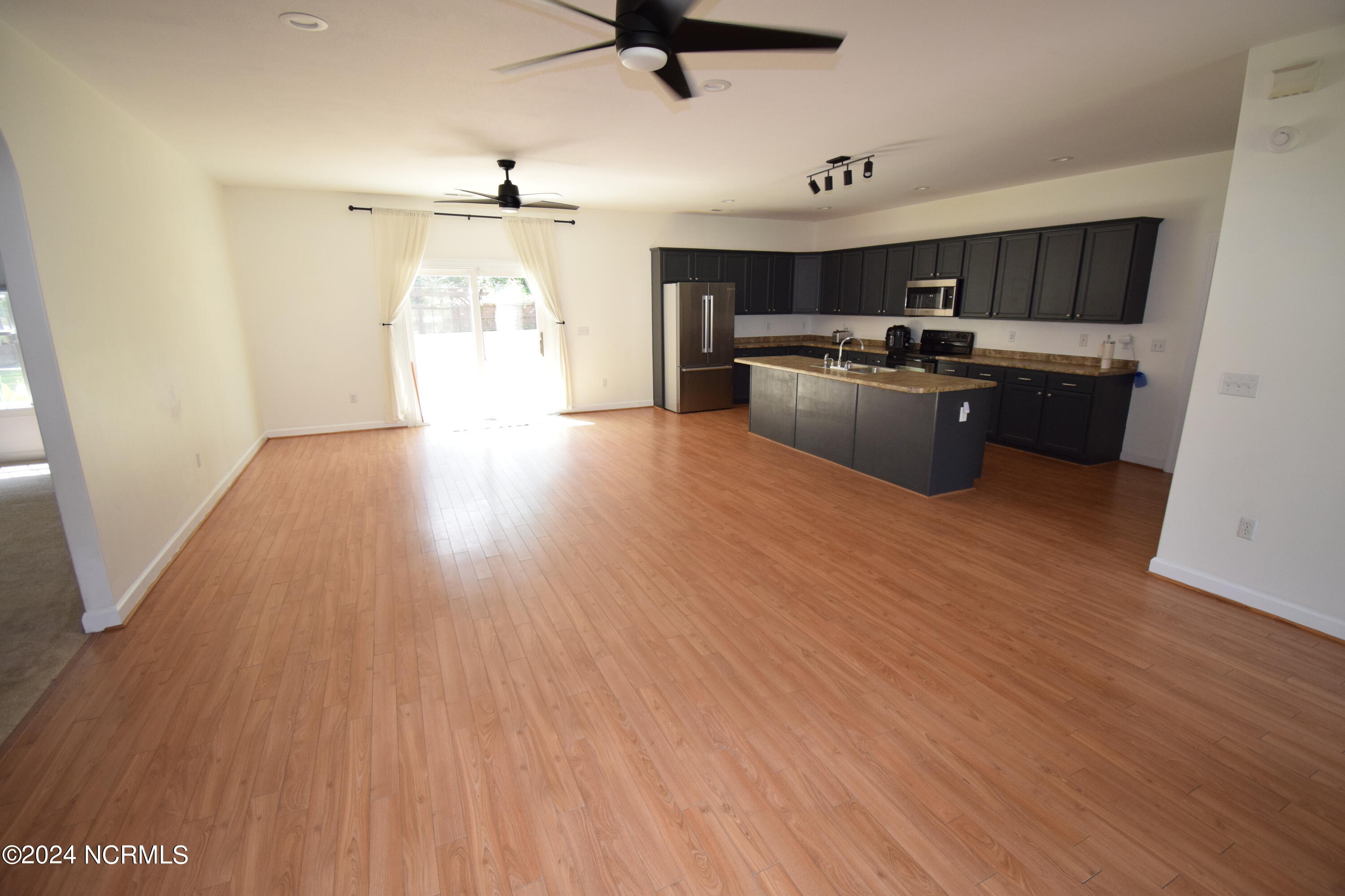 1375 Blue Creek Road Jacksonville, NC 28540 - Photo 12 of 49 DSC_0332