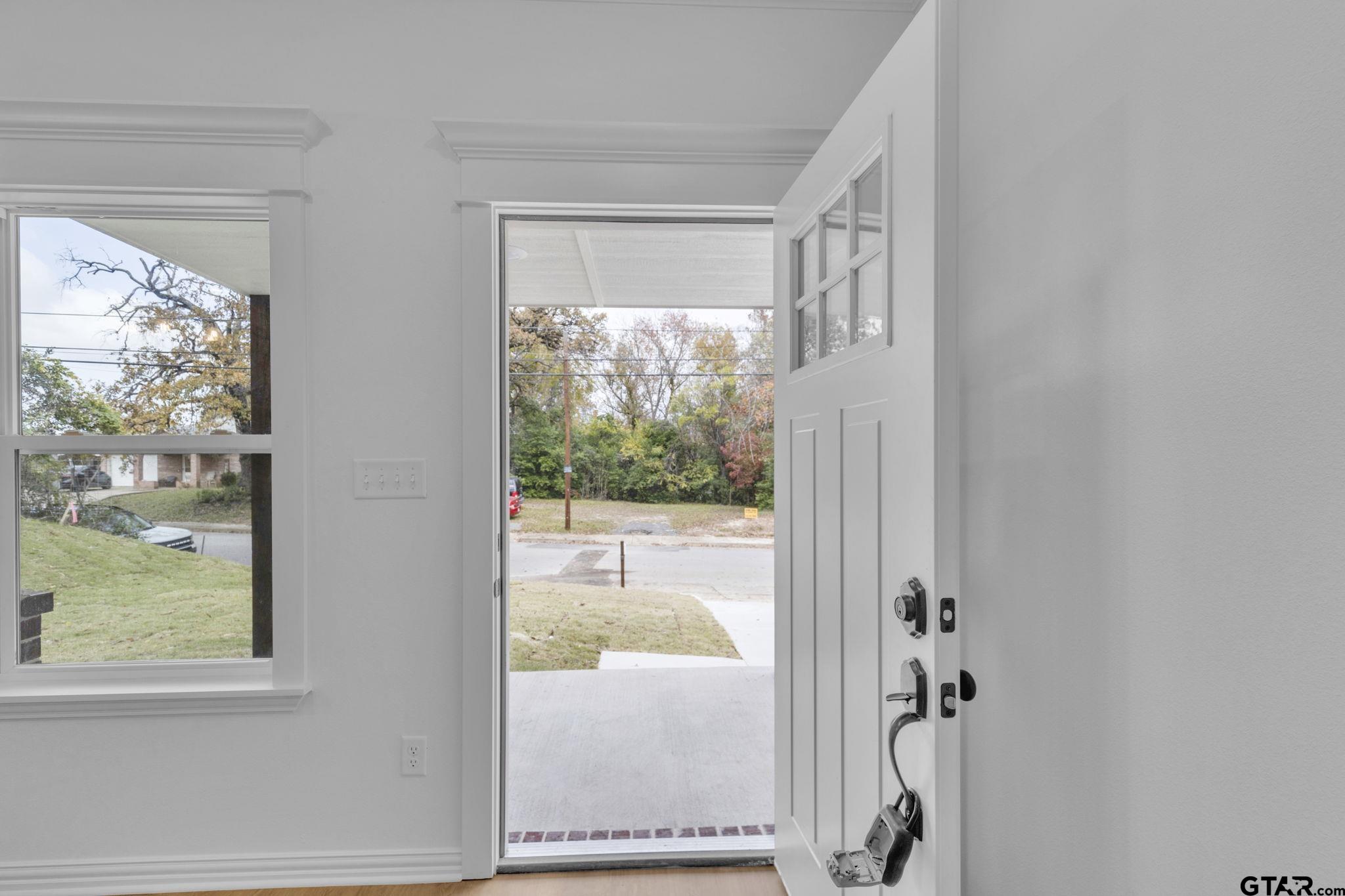1410 West Connally Street Tyler, TX 75701 - Photo 6 of 29 a view of a porch