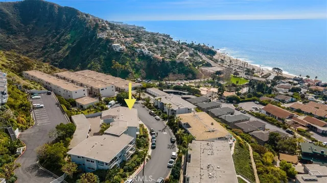 $6,000 | 21703 Ocean Vista Drive, Unit 204, Laguna Beach, CA 92651