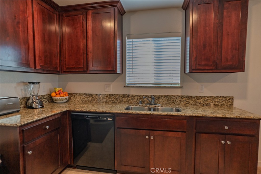 714 Dean Court Merced, CA 95341 - Photo 9 of 51