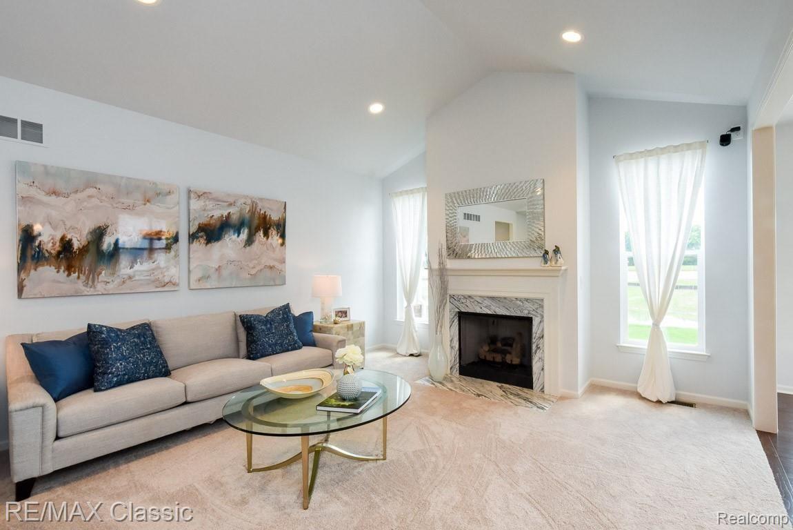 49287 Hawksburry Road Canton, MI 48188 - Photo 25 of 95 0047.jpg