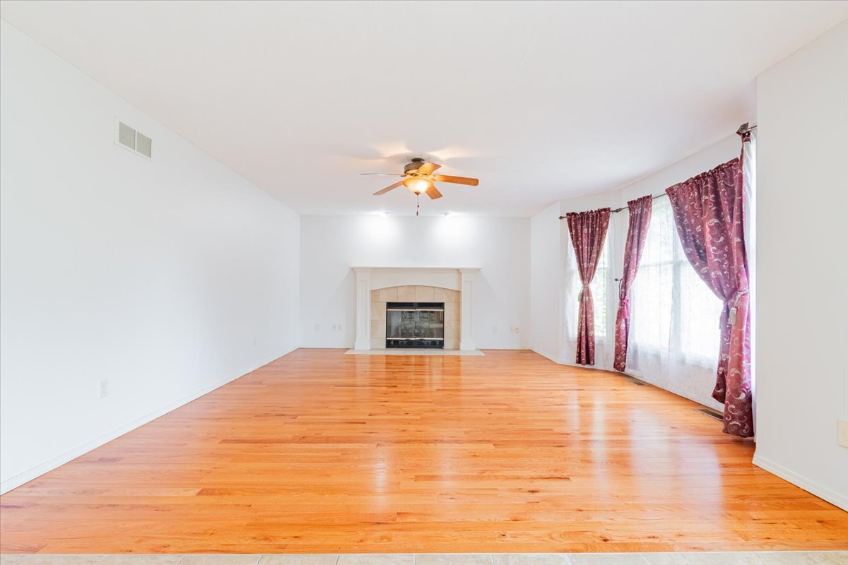 3001 Sable Oaks Road Bloomington, IL 61704 - Photo 19 of 57 Gallery Image 19