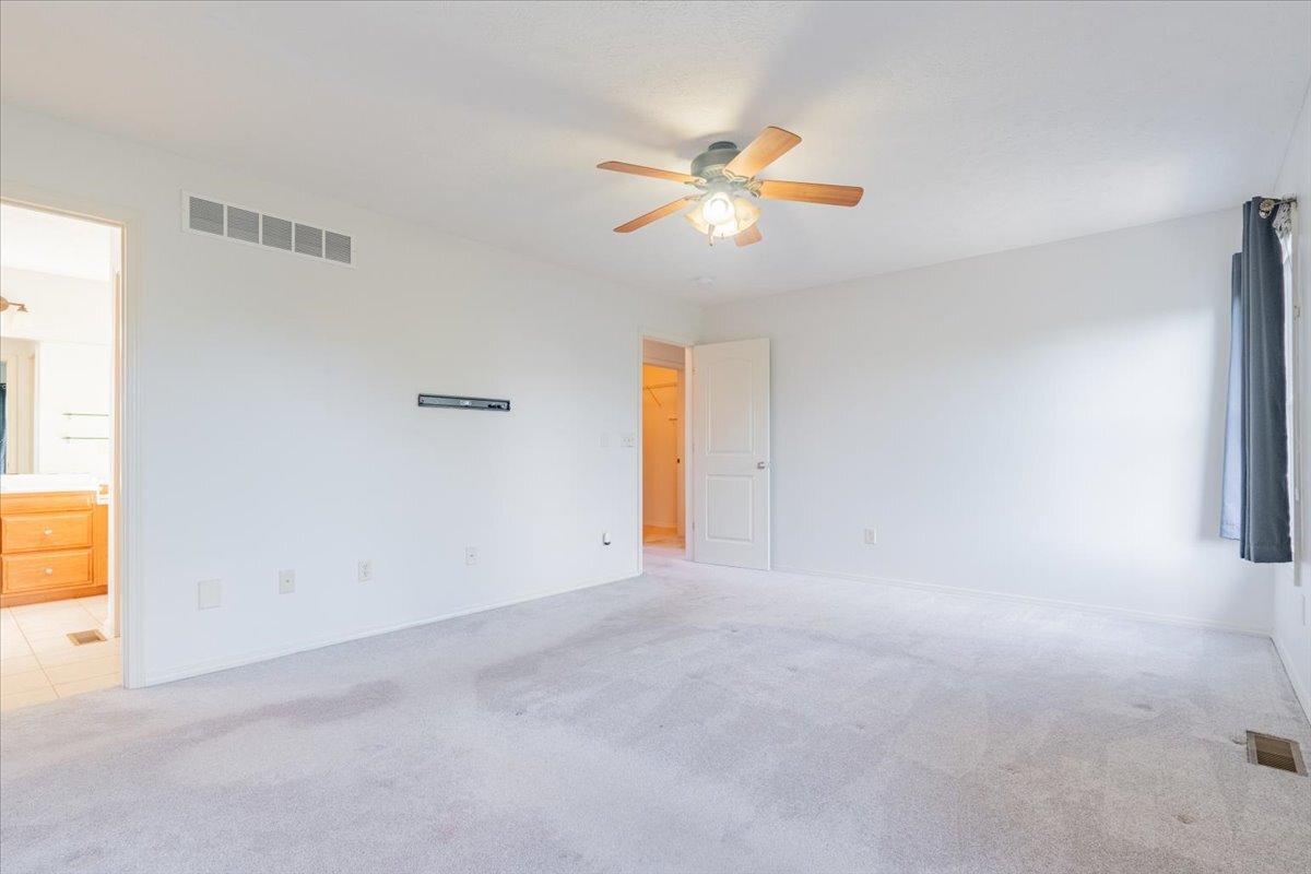 3001 Sable Oaks Road Bloomington, IL 61704 - Photo 27 of 57 Gallery Image 27