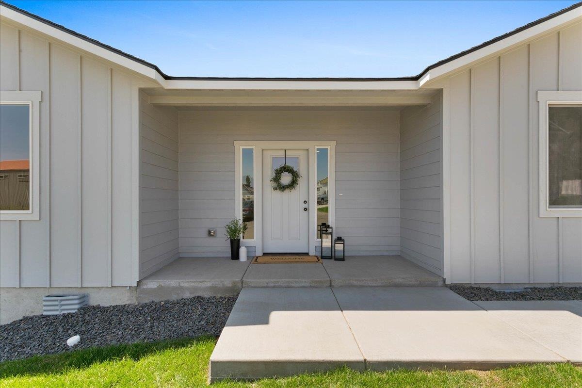 505 North Fox Road Spokane Valley, WA 99206 - Photo 4 of 31 Gallery Image 4