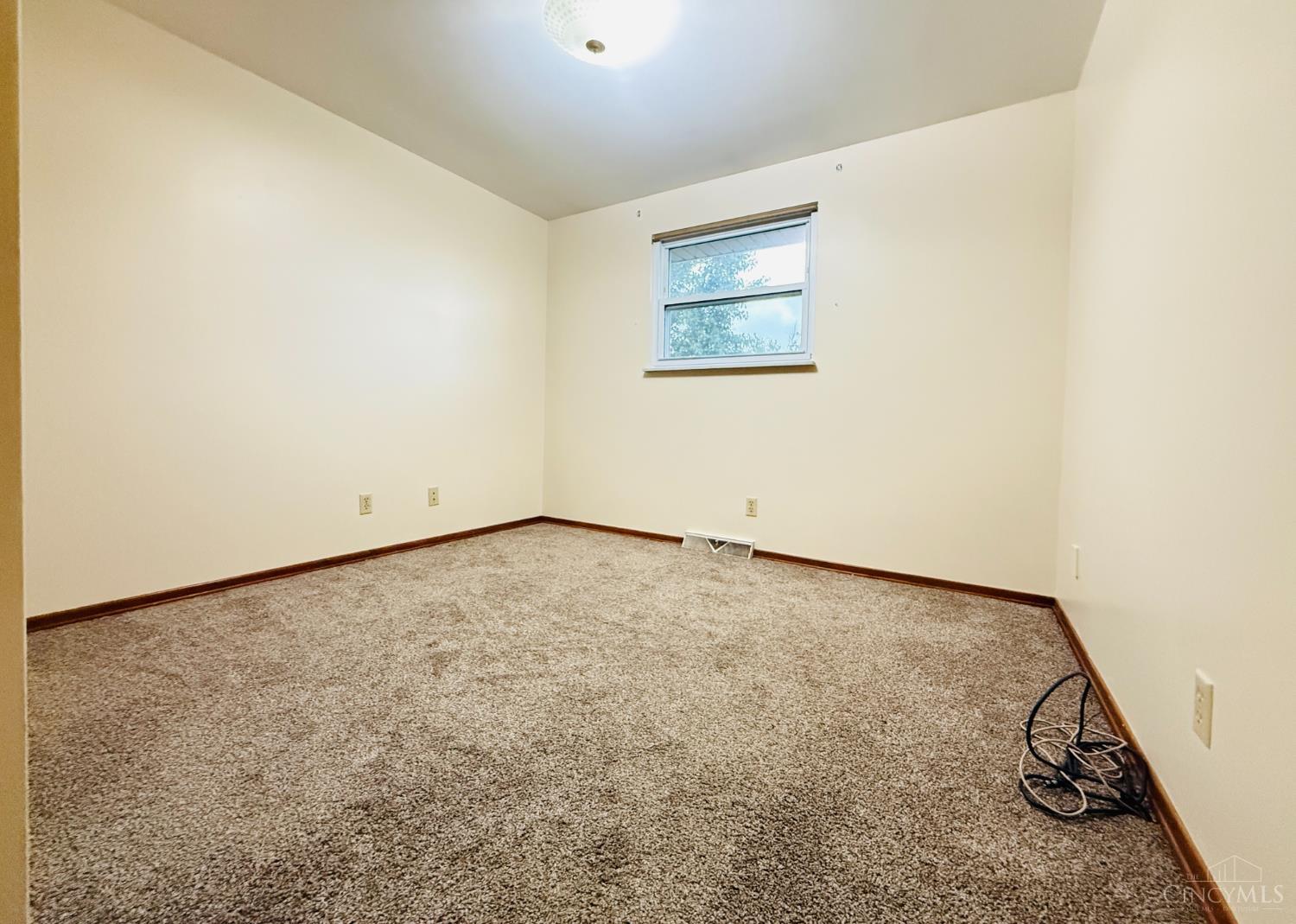 3762 Ridgedale Drive Cincinnati, OH 45247 - Photo 22 of 31