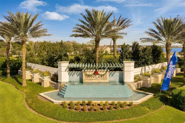 $529,900 | 5013 East Fountainwood Drive, St. Cloud, FL 34772