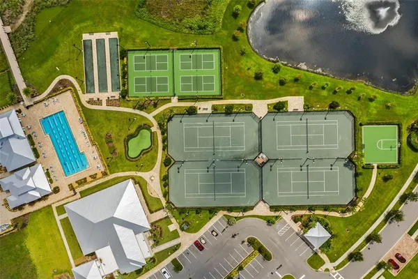 $529,900 | 5013 East Fountainwood Drive, St. Cloud, FL 34772