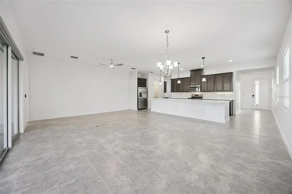 $529,900 | 5013 East Fountainwood Drive, St. Cloud, FL 34772