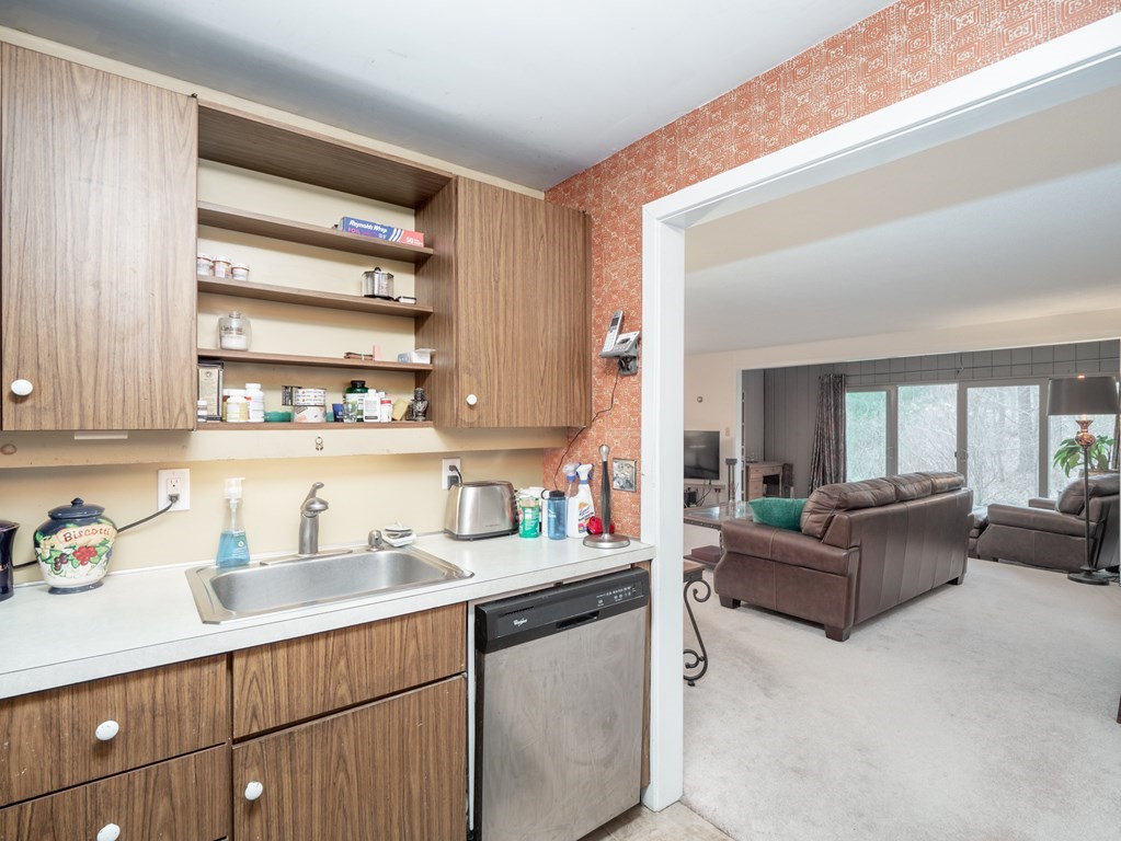 374 Great Road, Unit 11 Acton, MA 01720 - Photo 25 of 42