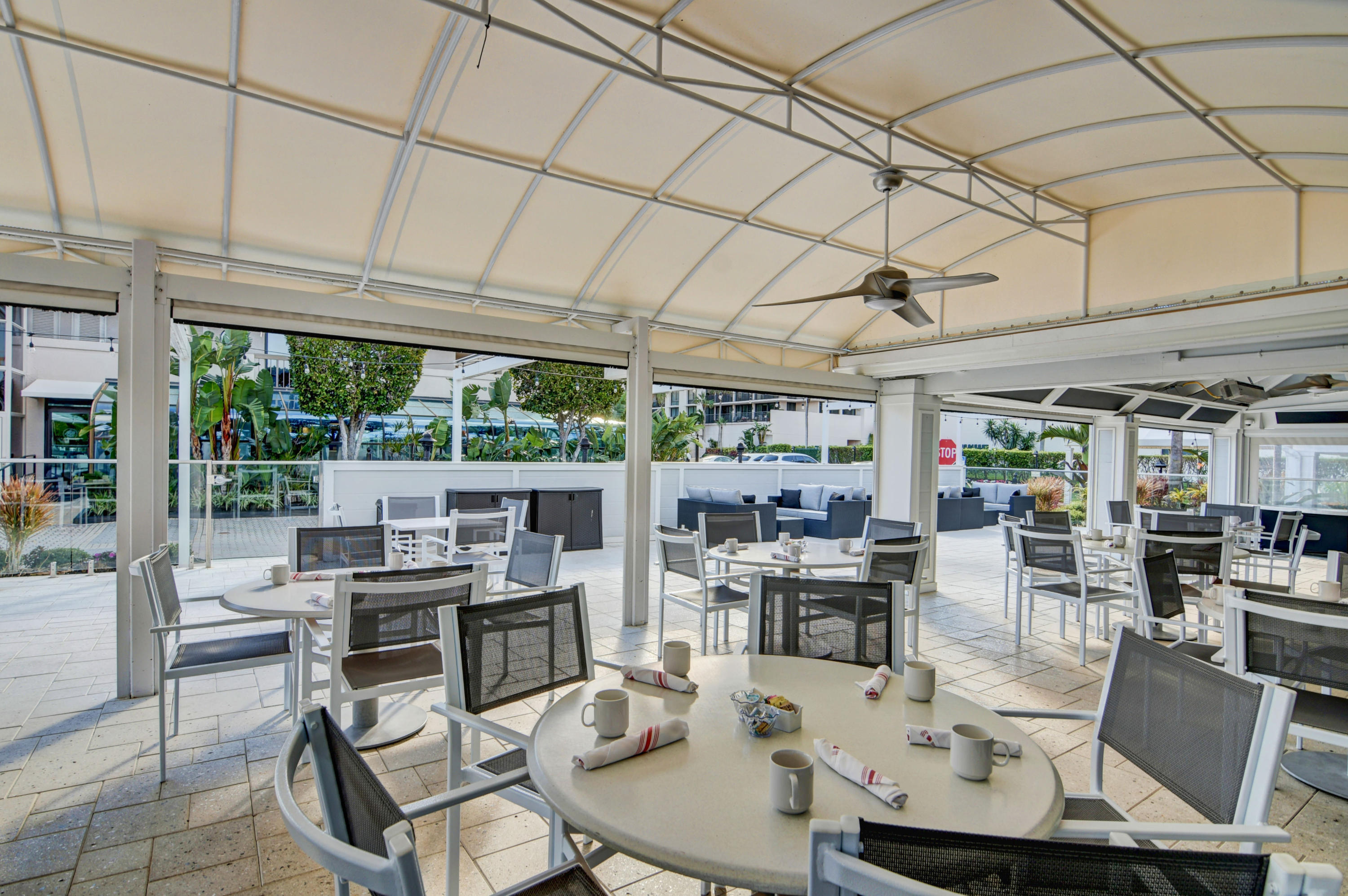 2701 North Ocean Boulevard, Unit E607 Boca Raton, FL 33431 - Photo 17 of 55 Yacht & Raquet Club of Boca Raton (5)