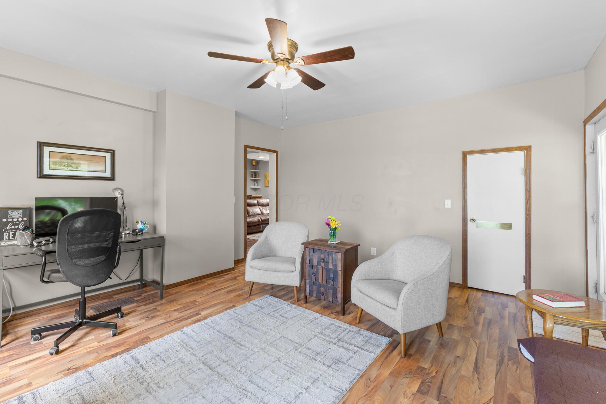 4154 Marion-Waldo Road Marion, OH 43302 - Photo 22 of 59 Living Room