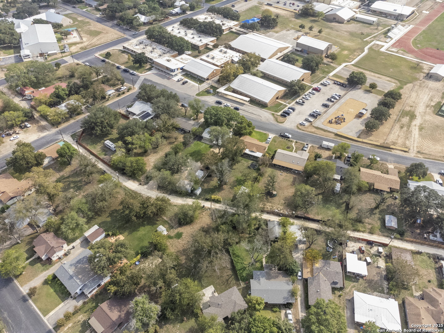 1706 24th Street Hondo, TX 78861 - Photo 33 of 40 view of city