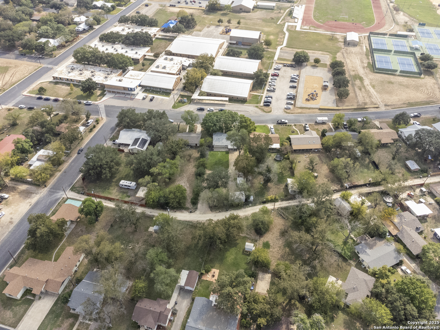 1706 24th Street Hondo, TX 78861 - Photo 34 of 40 view of city