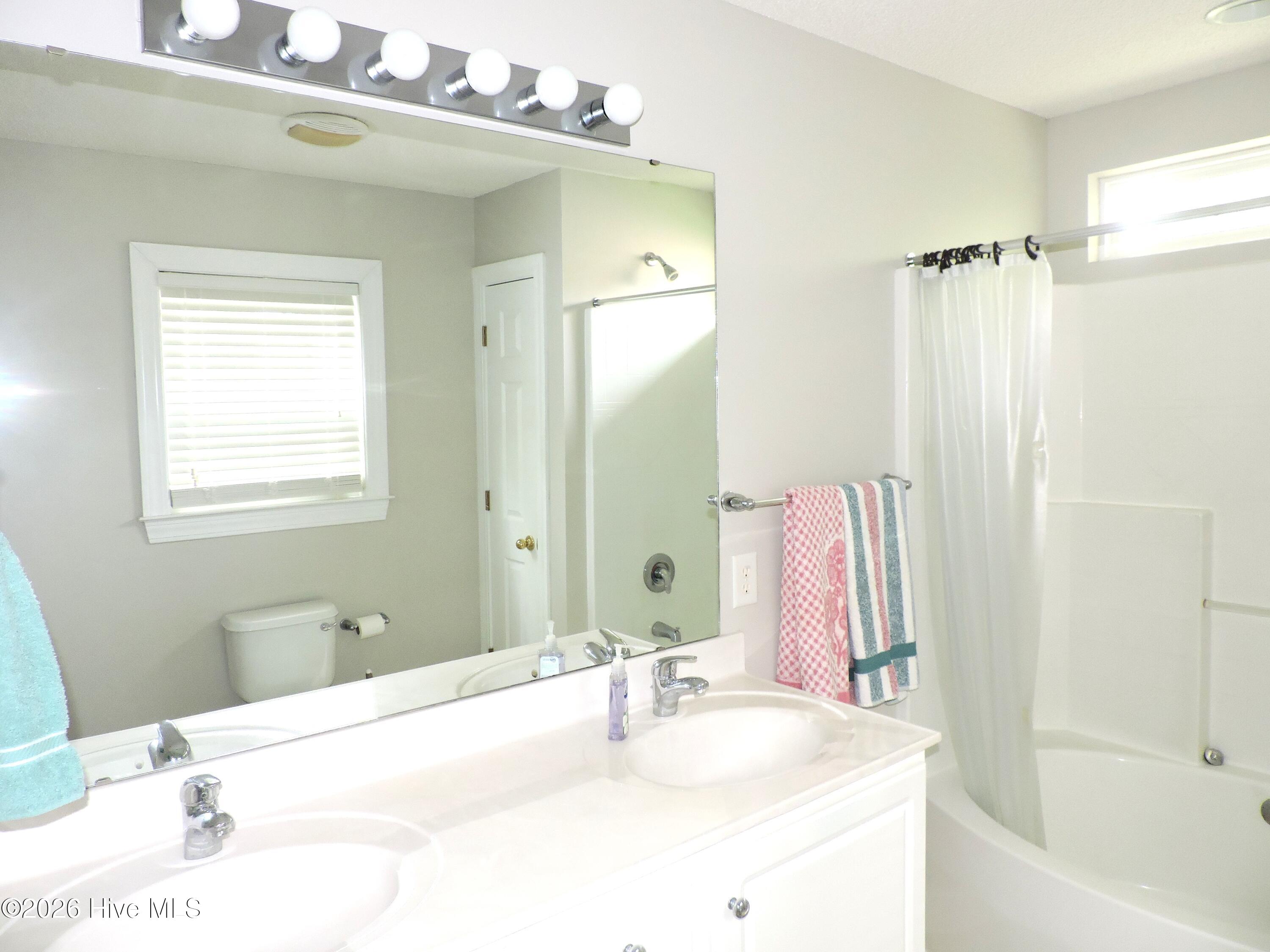 3128 Ruth Court Greenville, NC 27834 - Photo 14 of 22 Master Bath View 3