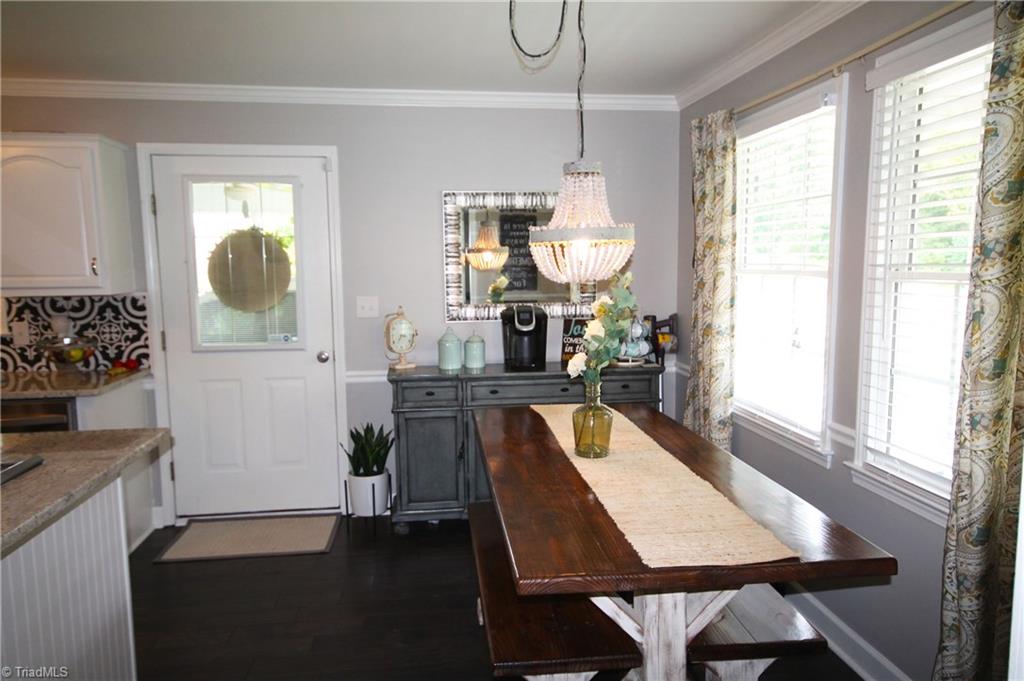 1493 Bradley Road Pinnacle, NC 27043 - Photo 14 of 27 Gallery Image 14
