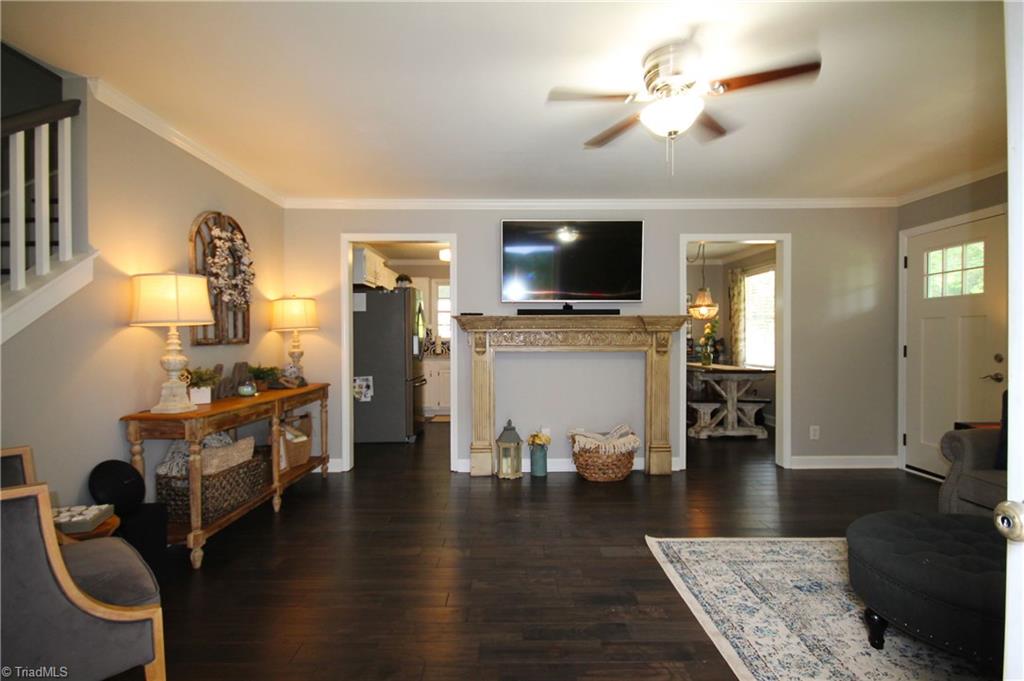 1493 Bradley Road Pinnacle, NC 27043 - Photo 9 of 27 Gallery Image 9
