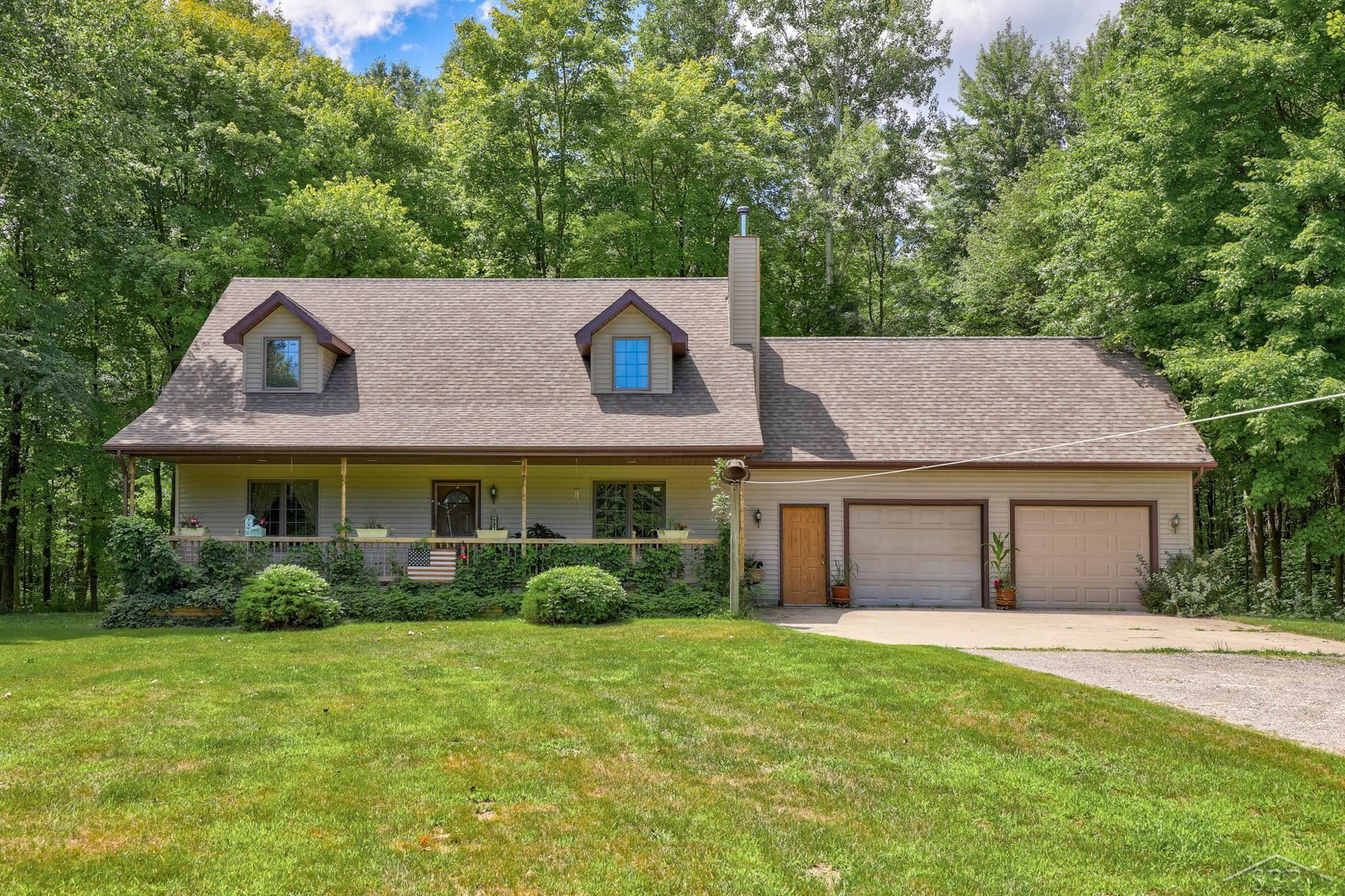 8107 West Dodge Road Montrose, MI 48457 - Photo 1 of 52 50084275.JPG