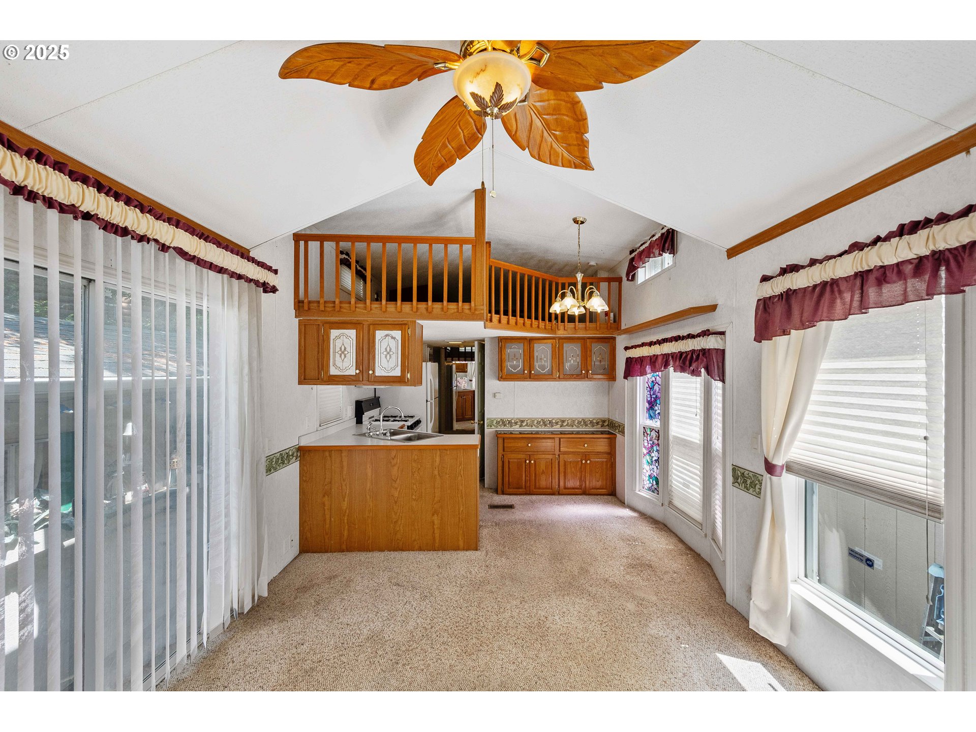 28 Easy Street Florence, OR 97439 - Photo 5 of 29