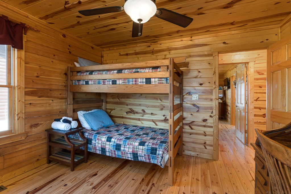 310 Treehouse Trail Murphy, NC 28906 - Photo 29 of 63 Gallery Image 29