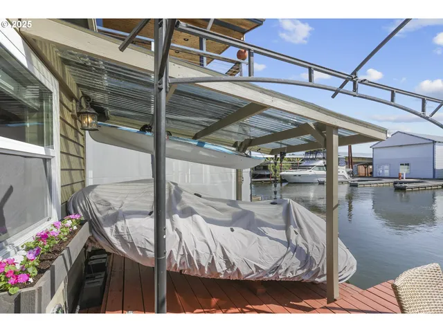 $375,000 | 50990 Dike Road, Unit B3, Scappoose, OR 97056