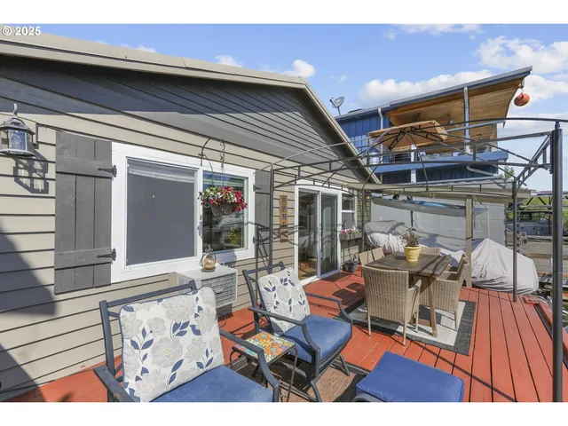 $375,000 | 50990 Dike Road, Unit B3, Scappoose, OR 97056