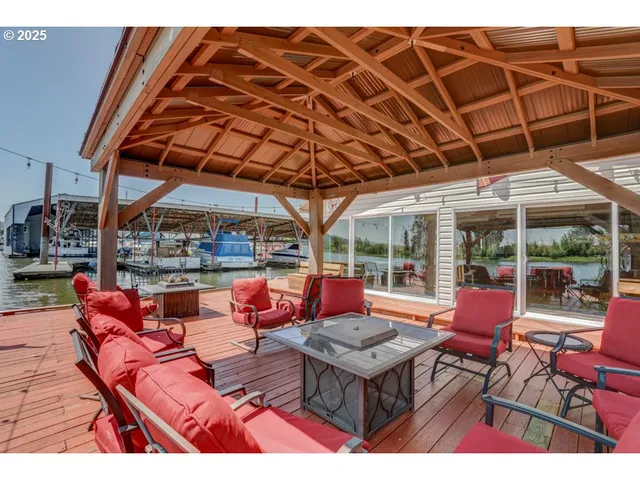 $375,000 | 50990 Dike Road, Unit B3, Scappoose, OR 97056