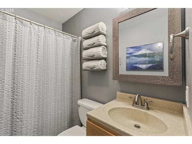 $375,000 | 50990 Dike Road, Unit B3, Scappoose, OR 97056