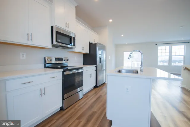 $2,300 | 10 Capitol Mews, Ranson, WV 25438