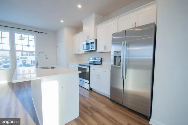 $2,300 | 10 Capitol Mews, Ranson, WV 25438