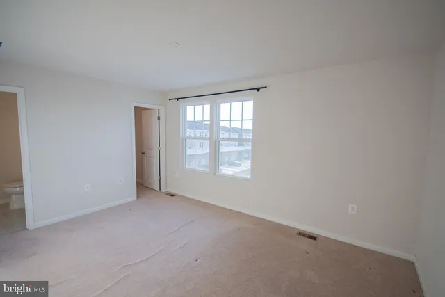 $2,100 | 10 Capitol Mews, Ranson, WV 25438