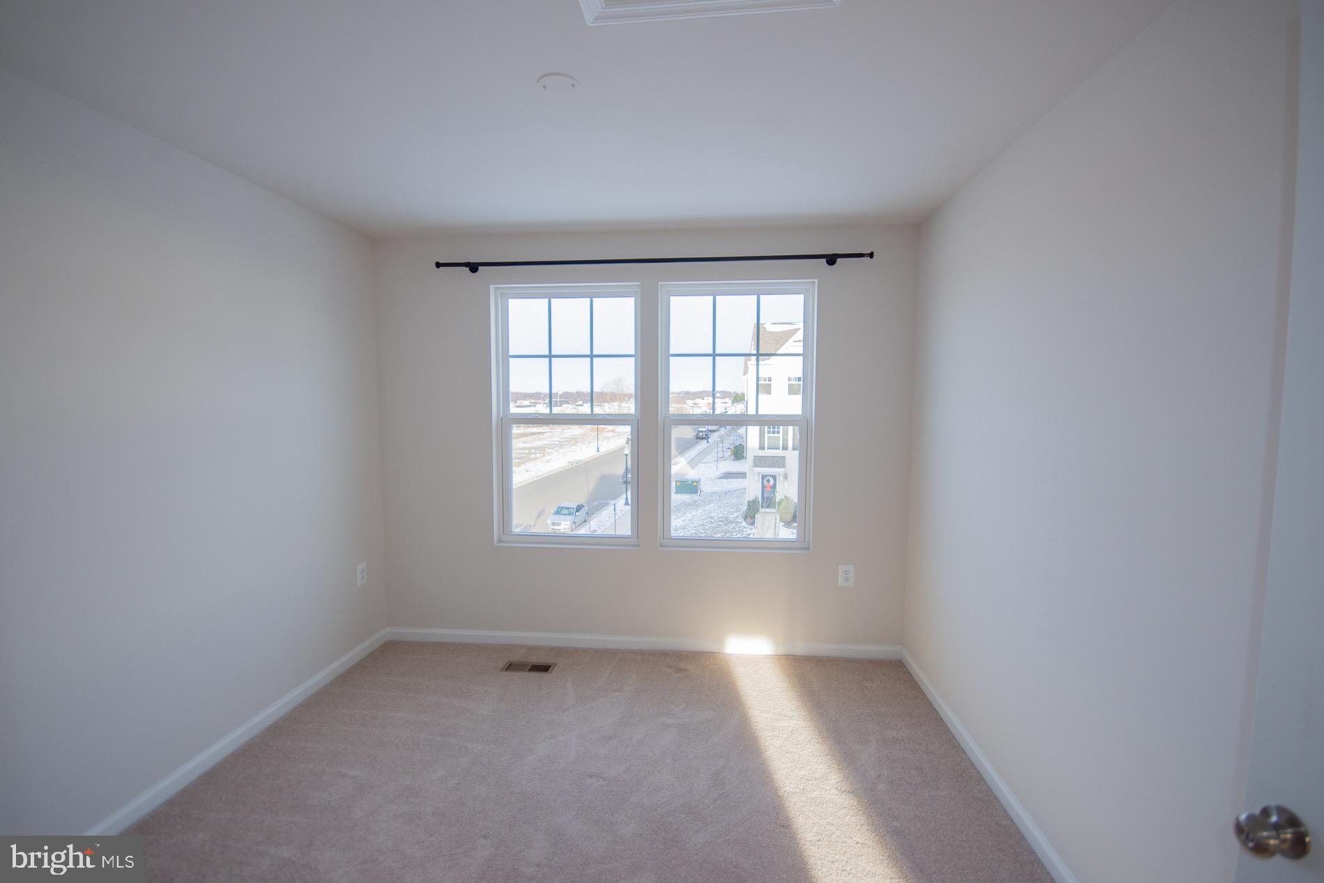 10 Capitol Mews Ranson, WV 25438 - Photo 36 of 52