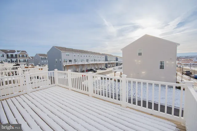 $2,100 | 10 Capitol Mews, Ranson, WV 25438