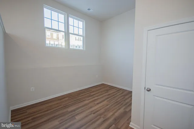 $2,100 | 10 Capitol Mews, Ranson, WV 25438