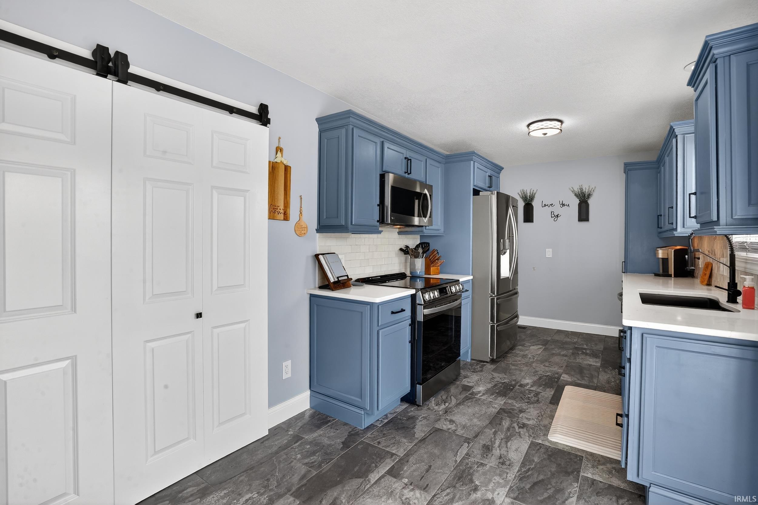 9625 Rio Canyon Court Fort Wayne, IN 46825 - Photo 16 of 33