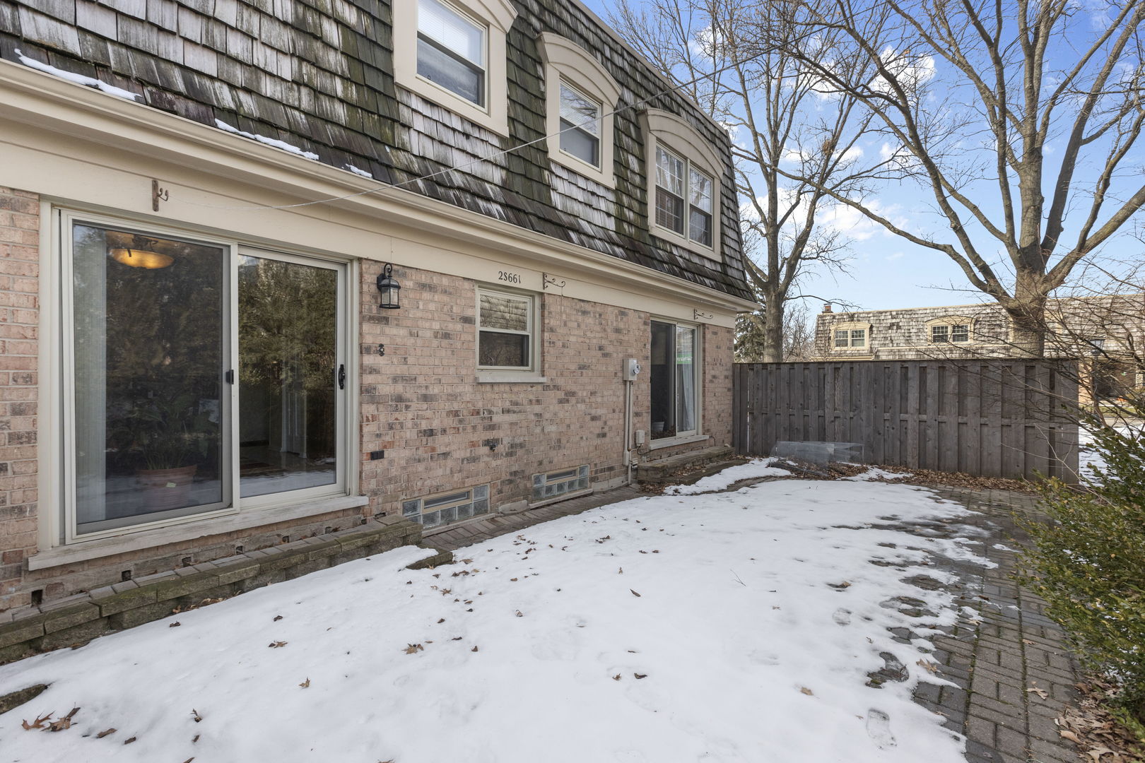 Undisclosed Address Oak Brook, IL 60523 - Photo 15 of 18 a backyard of a house