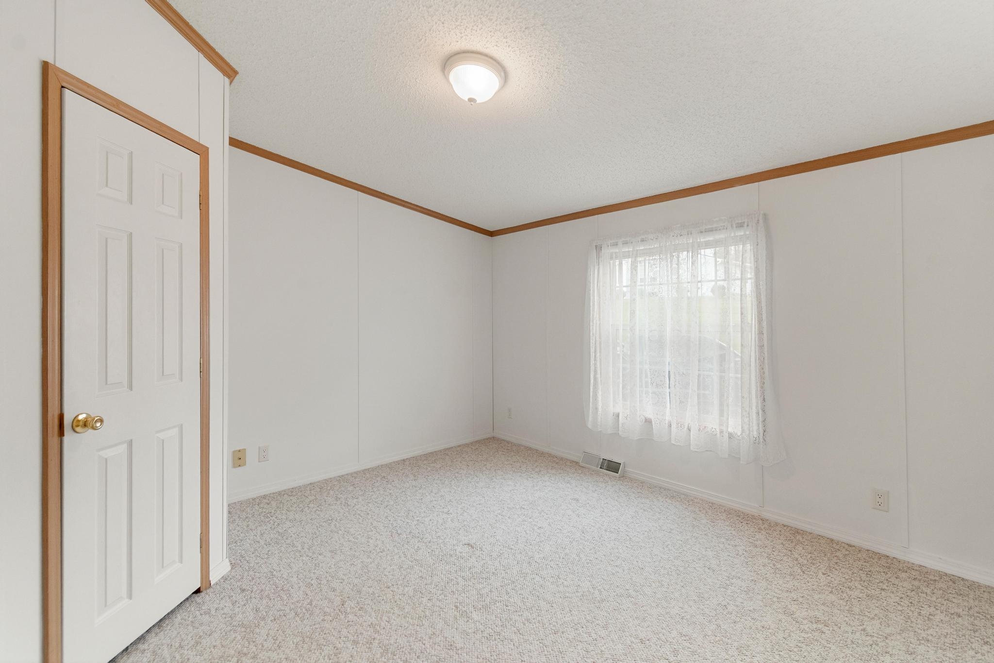 611 Meadowbend Road Williston, VT 05495 - Photo 31 of 49 Gallery Image 31