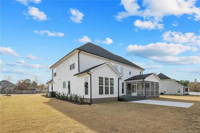 $999,997 | 1910 Thomas Wood (lot 73) Drive, Fayetteville, NC 28301