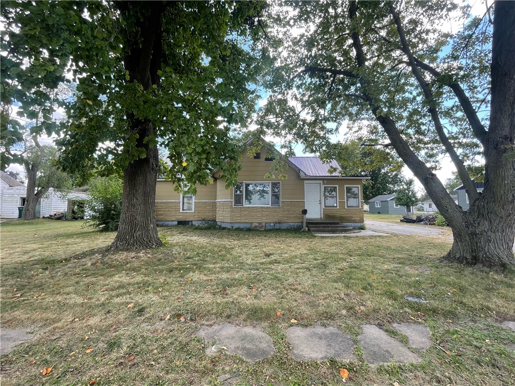 707 East 2nd Street Assumption, IL 62510 - Photo 14 of 22
