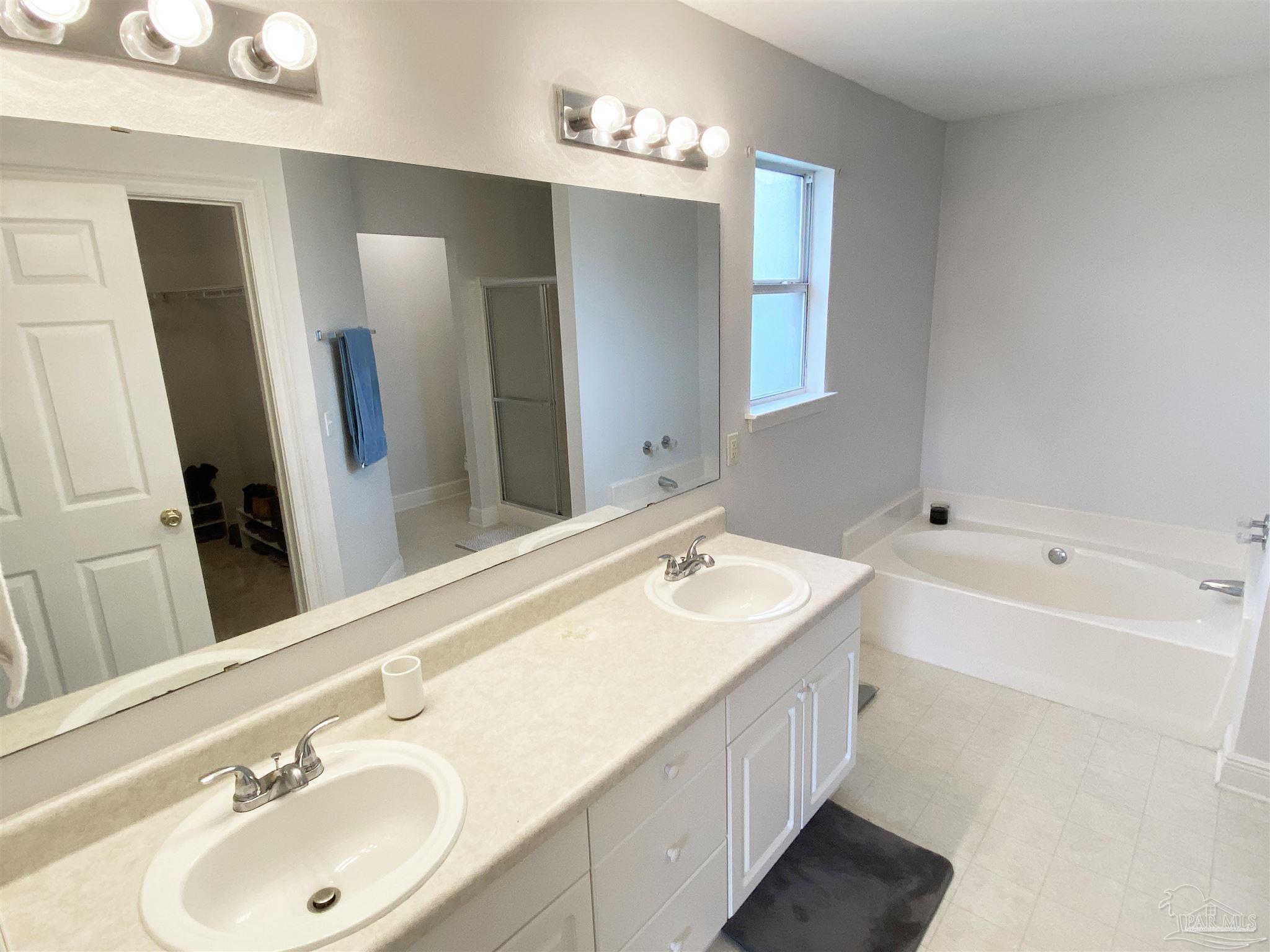 3096 Red Fern Road Cantonment, FL 32533 - Photo 18 of 34 Gallery Image 18
