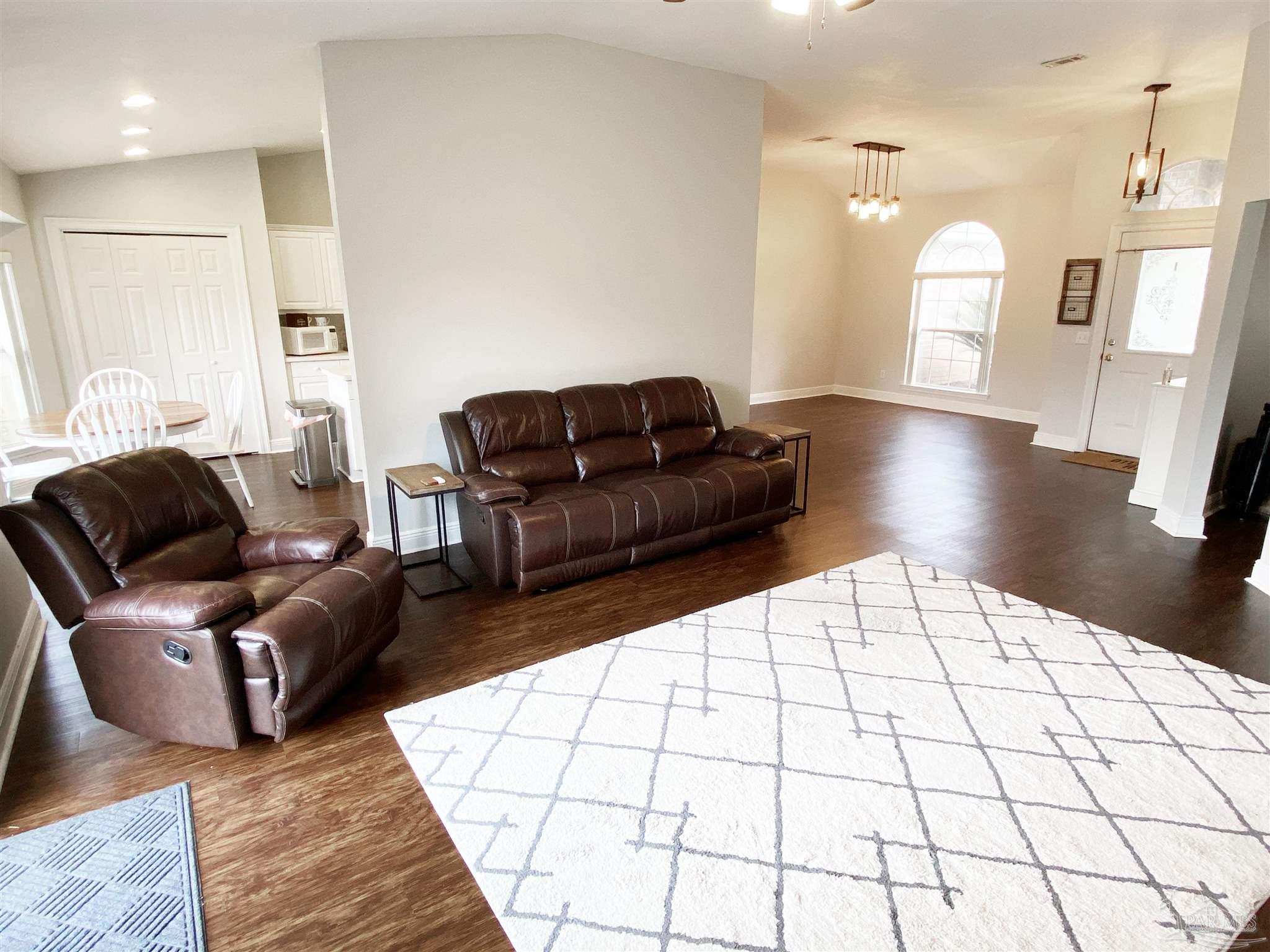 3096 Red Fern Road Cantonment, FL 32533 - Photo 4 of 34 Gallery Image 4