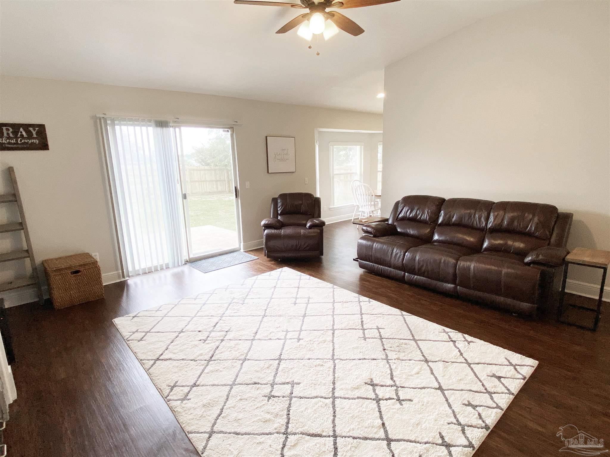 3096 Red Fern Road Cantonment, FL 32533 - Photo 7 of 34 Gallery Image 7