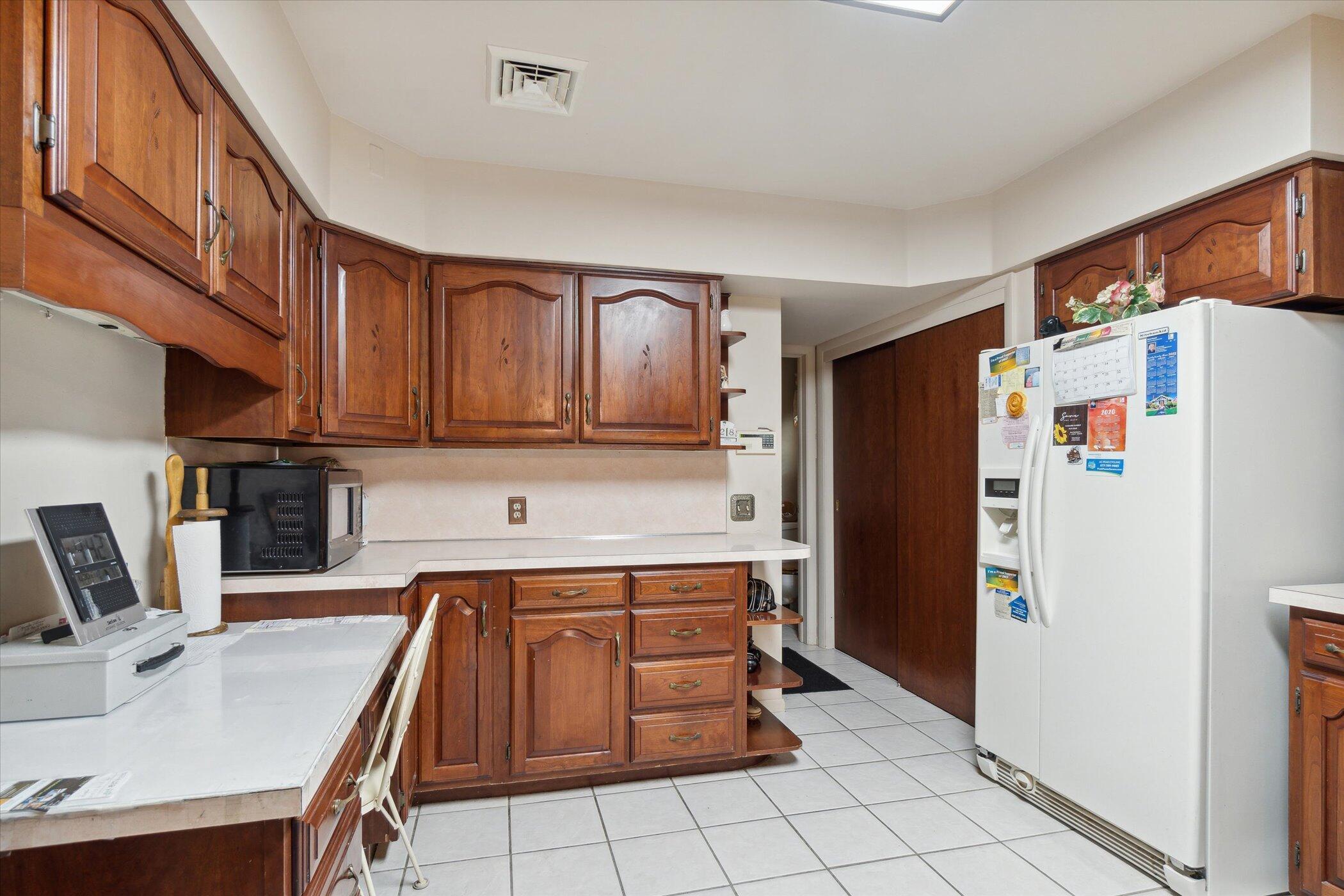 4851 Clinton Road Jackson, MI 49201 - Photo 15 of 51 15-4851-Clinton-Rd-Jackson-MI-49201-Wind