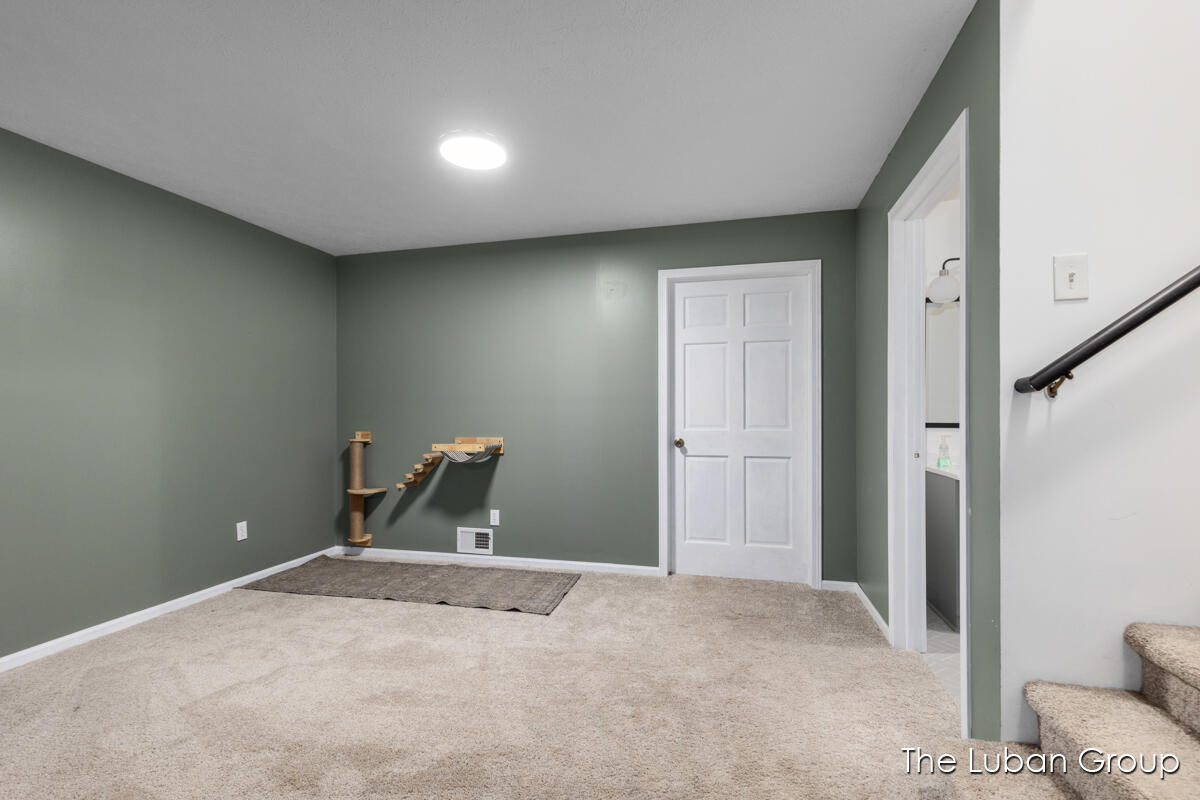 6600 Risner Drive Plainwell, MI 49080 - Photo 23 of 48 IMG_1021
