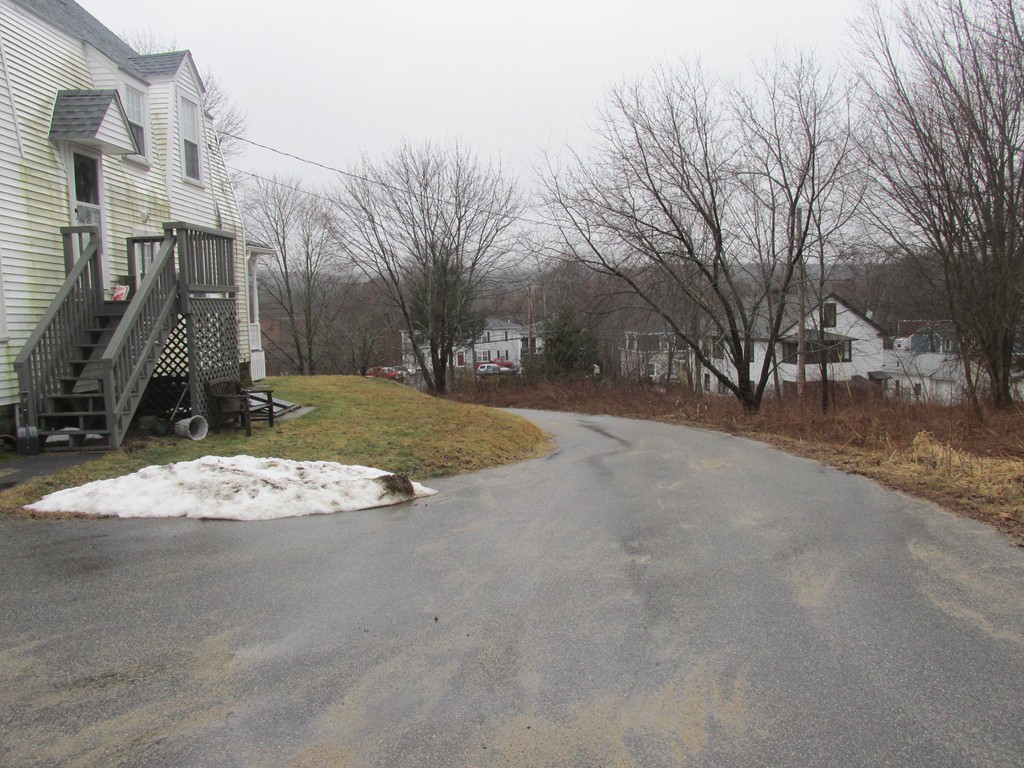 303 Providence Road Grafton, MA 01560 - Photo 4 of 13 Gallery Image 4